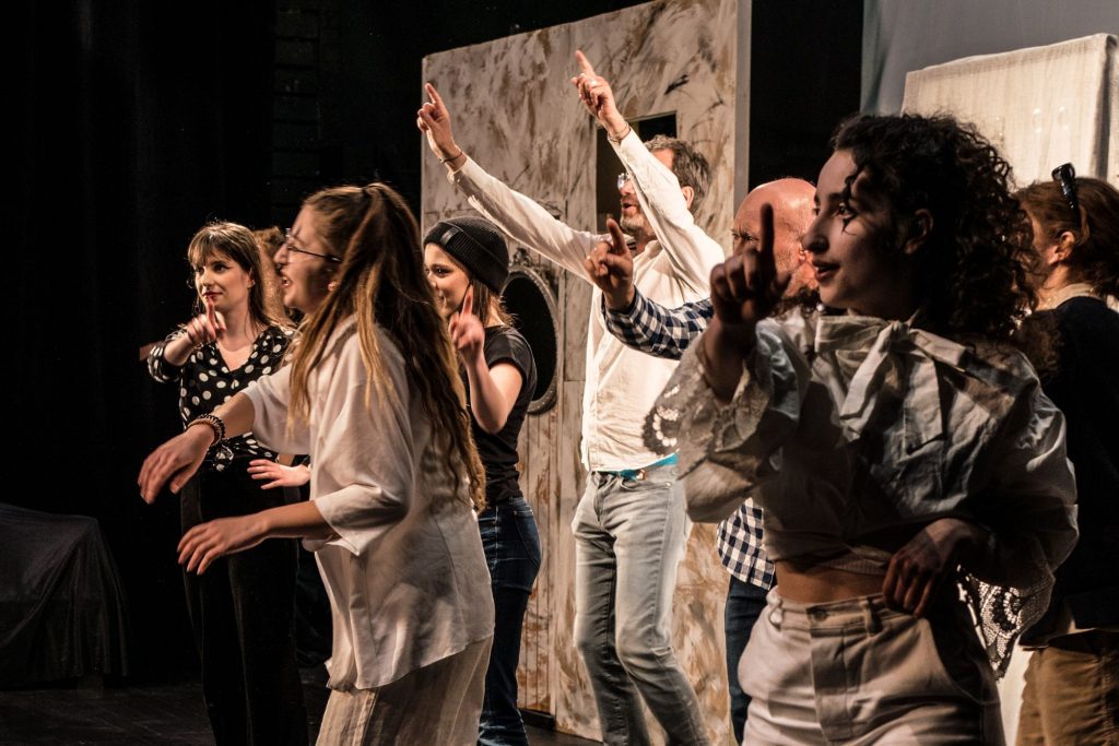 pièce de théâtre Histoire Roberta - ARTUS - Théâtre Universitaire de Strasbourg - 2022